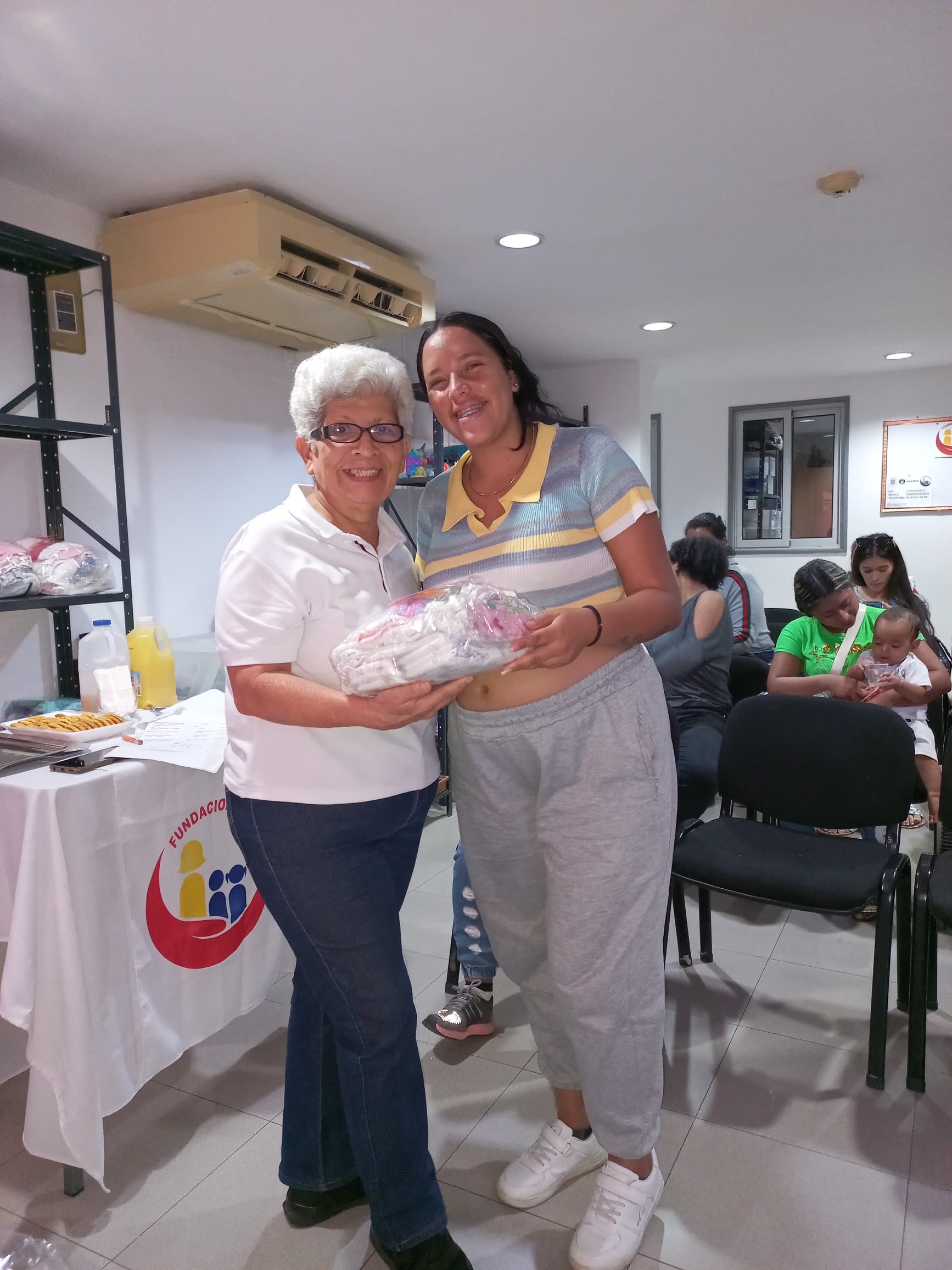 Actividad comunitaria de Fundación Maggie Paul, fotografía 18